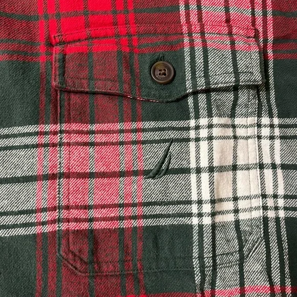 Nautica Men's Classic Red and Green Plaid Flannel Shirt - Picture 8 of 8
